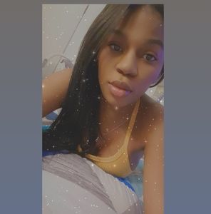 Meet your Posher, Febe